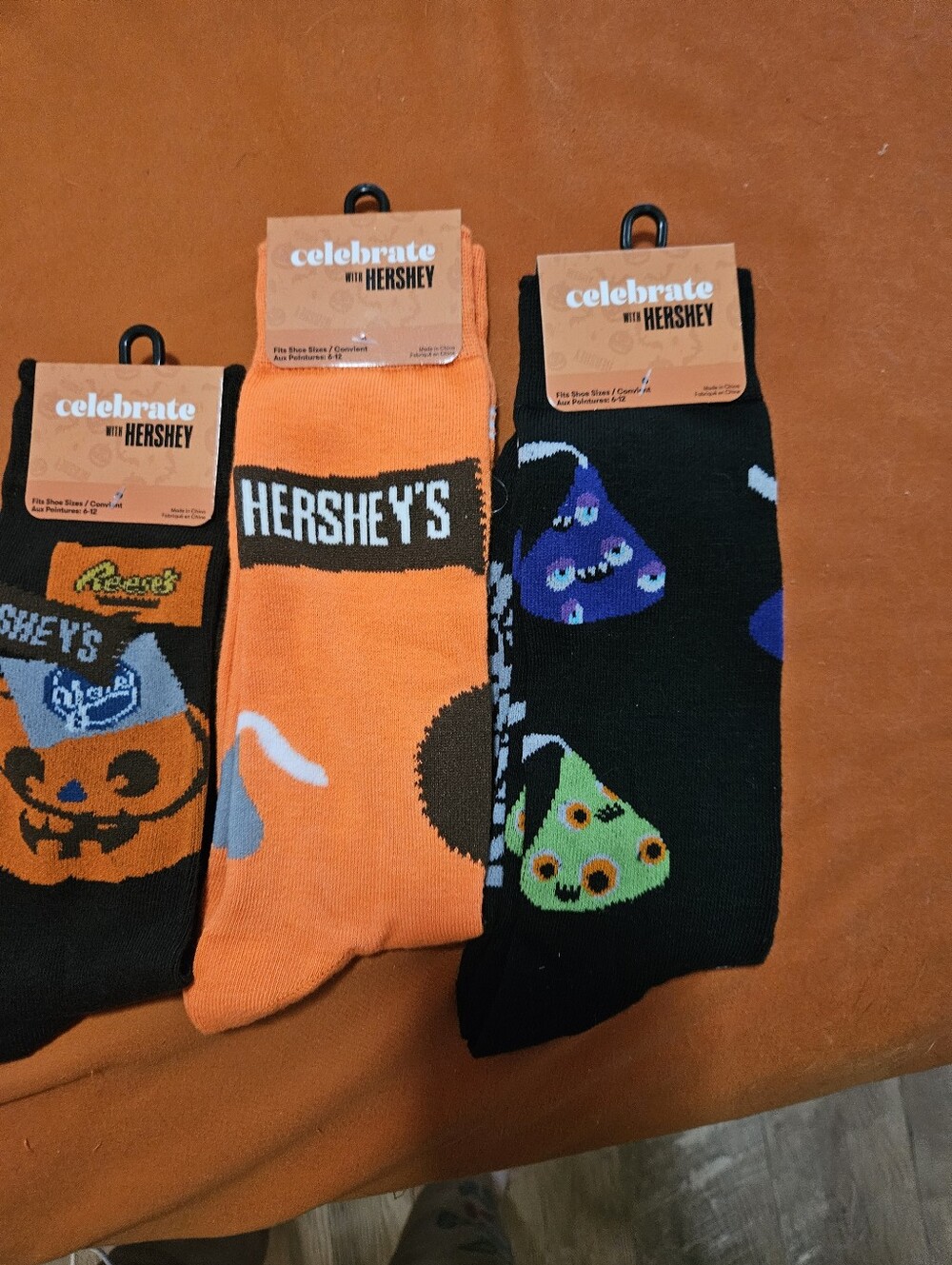 3 Nwt Hersheys Halloween Socks